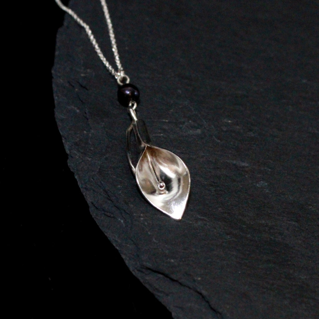Black Pearl Calla Lily Necklace