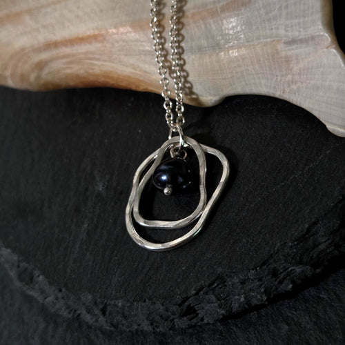 Black Freshwater Pearl Ripple Necklace