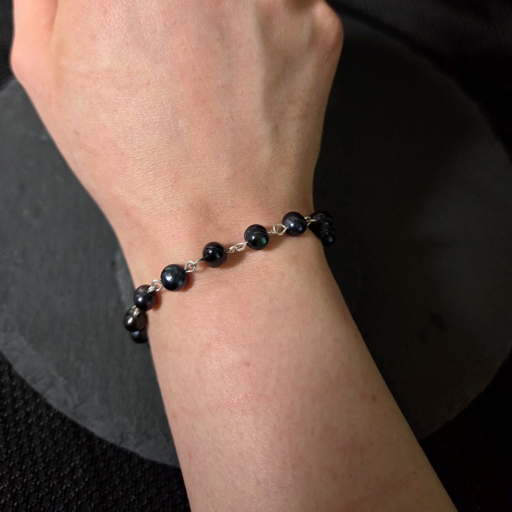 Black Freshwater Pearl Bracelet