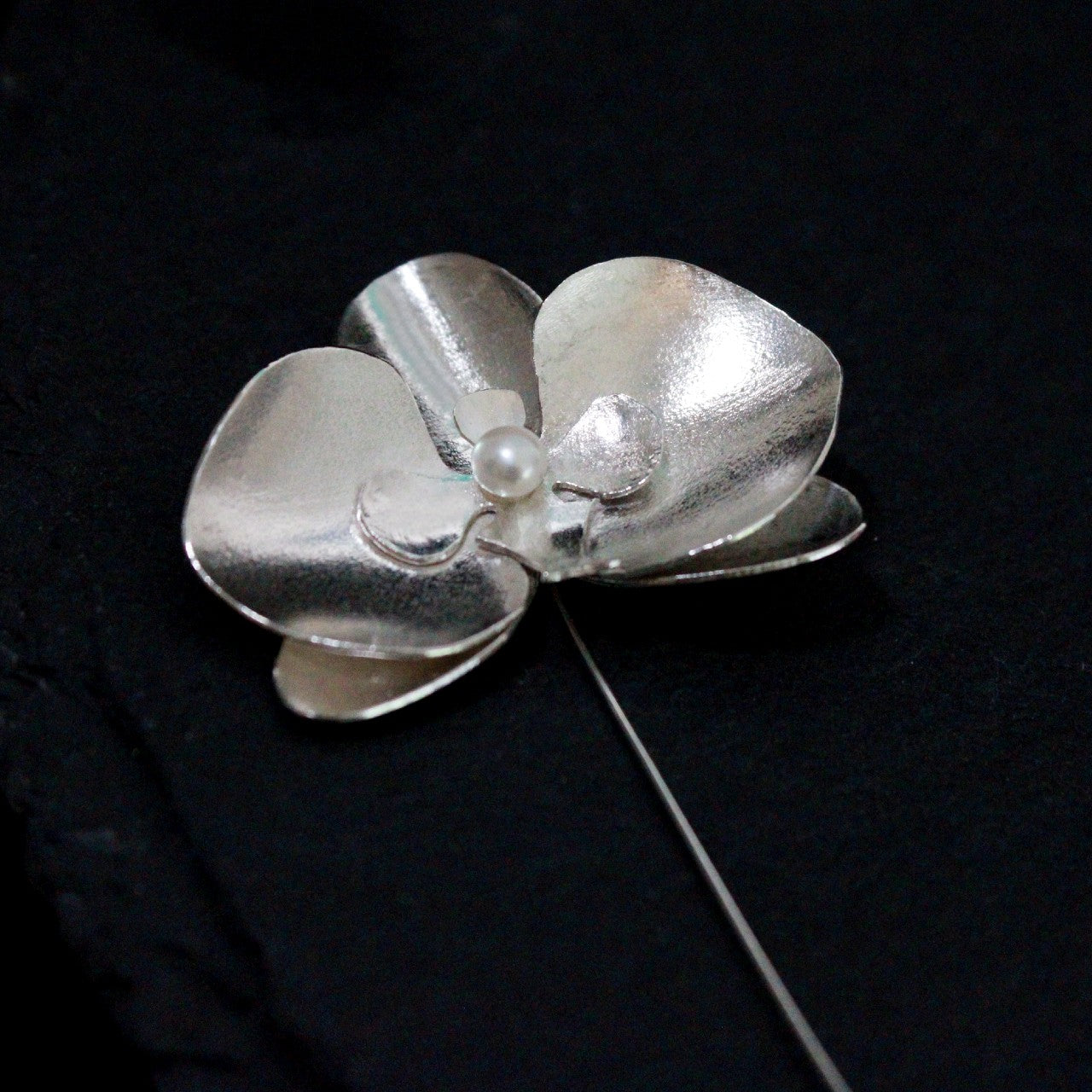 Orchid Lapel Pin – Ravena Metalworks