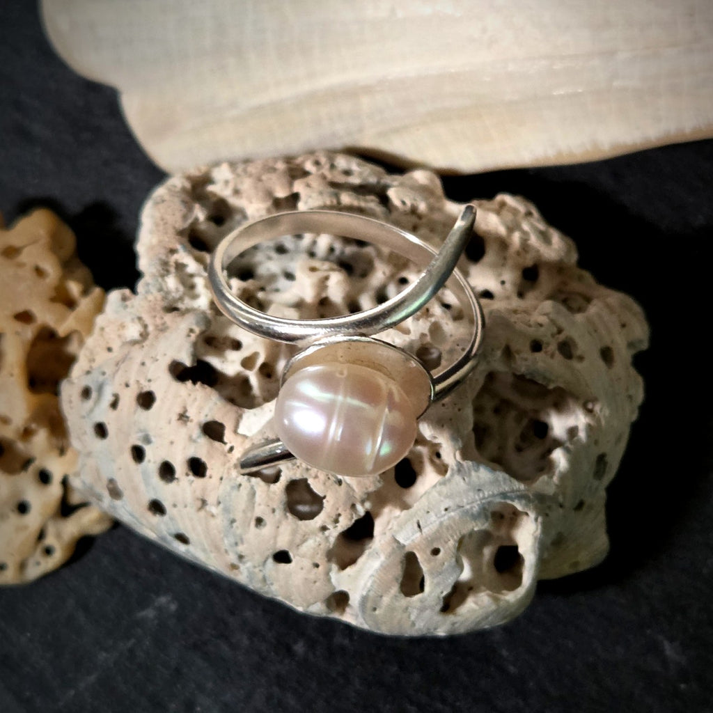 Freshwater Pearl Wave Ring