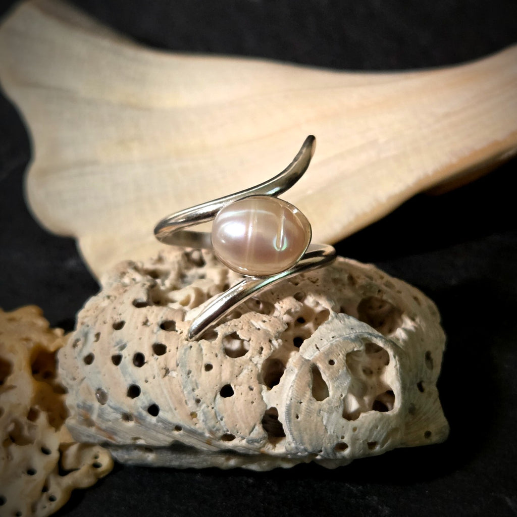 Freshwater Pearl Wave Ring