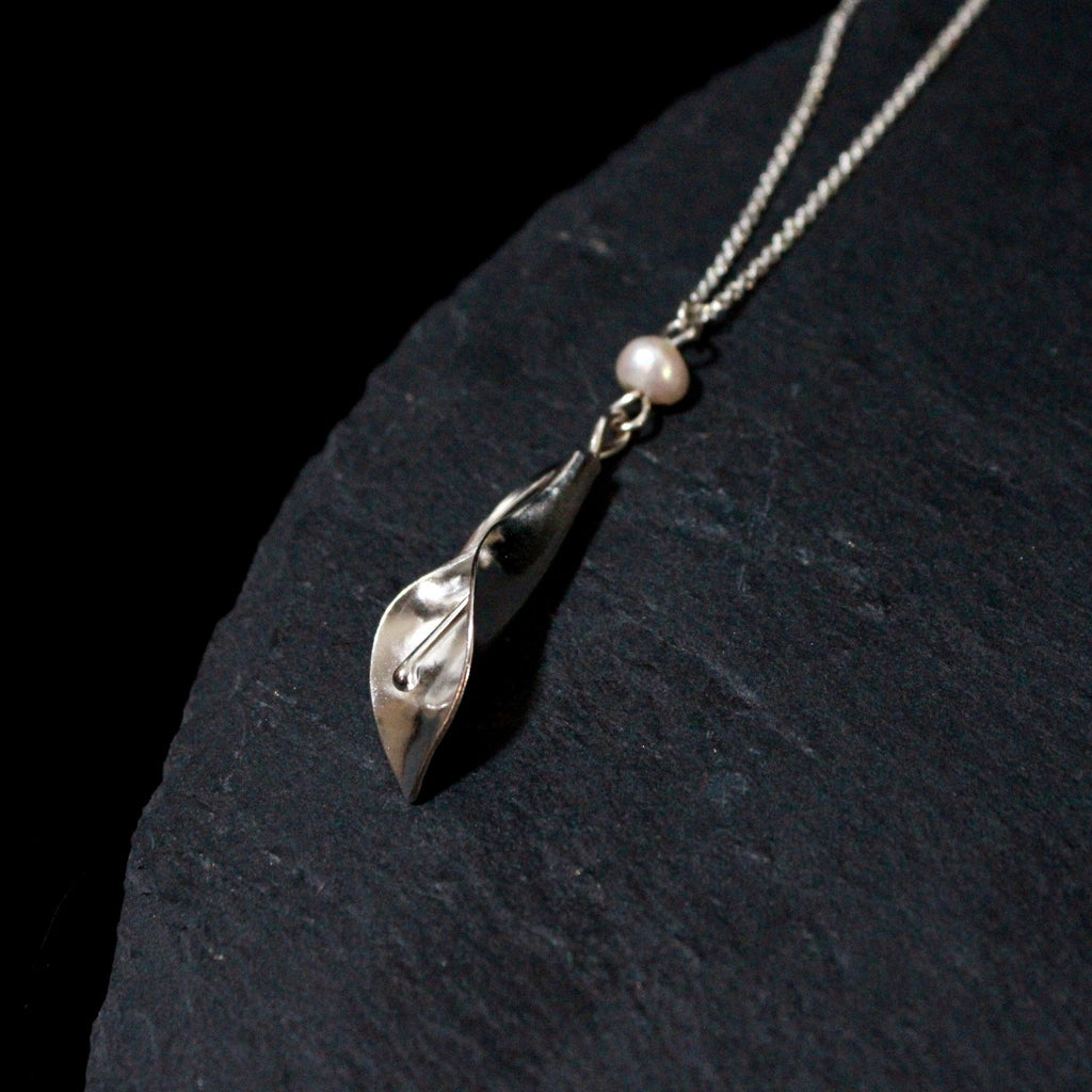 White Pearl Calla Lily Necklace